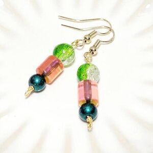 Green Glass Gold plated Hooks Hidden Meaning earrings Throwback Kid Unique 648■